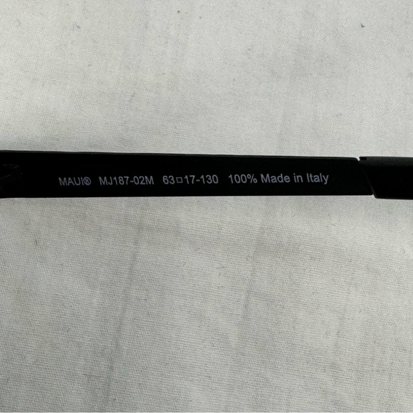 Maui Jim Castaway Sunglasses MJ187-02M - Picture 8 of 8